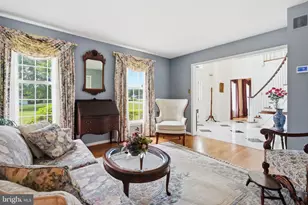 204 Readington Dr, Spring City, PA 19475 - Photo 16