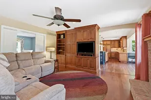 204 Readington Dr, Spring City, PA 19475 - Photo 42