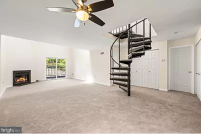 242 Valley Stream Lane, Chesterbrook, PA 19087 - Photo 6