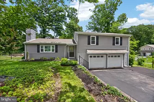 71 Birch Ln, Paoli, PA 19301 - Photo 1