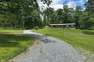115 Fieldstone Rd, Honey Brook, PA 19344 - Photo 1