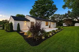 800 Falcon Ln, West Chester, PA 19382 - Photo 2