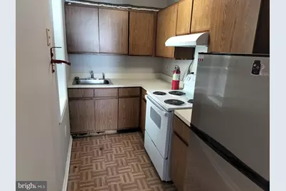 24 N 2nd Avenue UNIT #3, Coatesville, PA 19320 - Photo 2