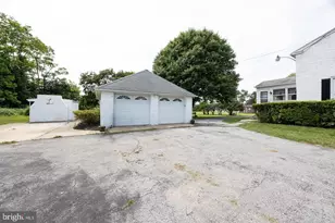 3040 Manor Rd, Coatesville, PA 19320 - Photo 2