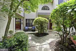 158 Mansion House Dr, West Chester, PA 19382 - Photo 2