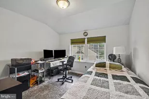 121 N Yeingst Dr, Elverson, PA 19520 - Photo 16