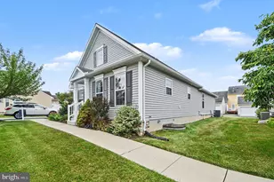 121 N Yeingst Dr, Elverson, PA 19520 - Photo 2