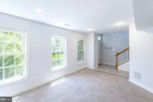 1302 Hendrix Ln, Phoenixville, PA 19460 - Photo 4