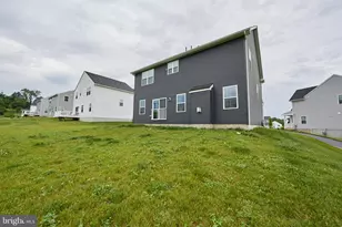 235 Sloan Dr, Coatesville, PA 19320 - Photo 36