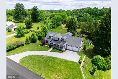 978 S Penn Drive, West Chester, PA 19380 - Photo 2
