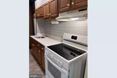 202 Buchanan Street #7, Phoenixville, PA 19460 - Photo 6