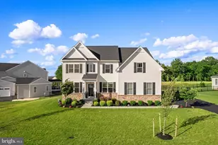 130 Violet Wy, Spring City, PA 19475 - Photo 1