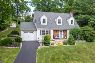 215 Colwyn Terrace, West Chester, PA 19380 - Photo 2