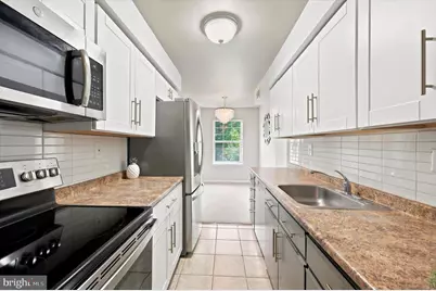 332 Washington Place #32, Tredyffrin, PA 19087 - Photo 4