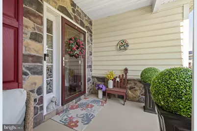 1052 Walnut Street, Honey Brook, PA 19344 - Photo 4