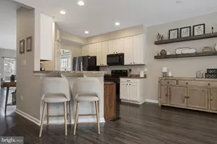192 S Savanna Dr, Pottstown, PA 19465 - Photo 6