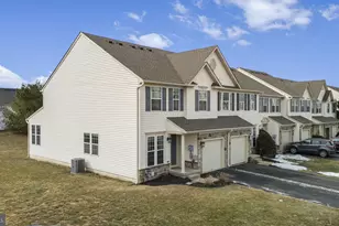 192 S Savanna Dr, Pottstown, PA 19465 - Photo 2