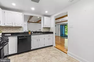 504 Mountainview Dr, Chesterbrook, PA 19087 - Photo 4