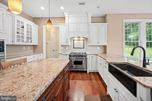 210 Fulling Dr, Chadds Ford, PA 19317 - Photo 10