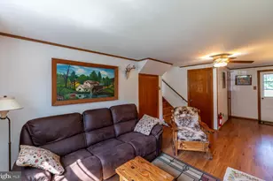 10 Sunset Ln, Phoenixville, PA 19460 - Photo 16