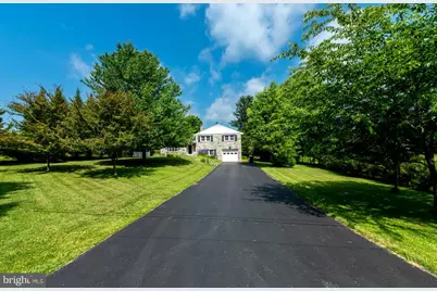 10 Sunset Lane, Phoenixville, PA 19460 - Photo 2