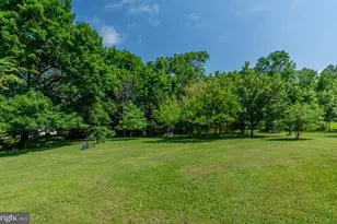 10 Sunset Ln, Phoenixville, PA 19460 - Photo 36
