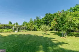 10 Sunset Ln, Phoenixville, PA 19460 - Photo 34