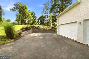 335 Ridley Creek Ln, West Chester, PA 19380 - Photo 10