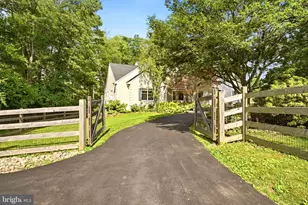 335 Ridley Creek Ln, West Chester, PA 19380 - Photo 4