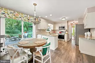 113 Whitney Dr, Avondale, PA 19311 - Photo 6
