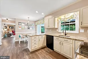 113 Whitney Dr, Avondale, PA 19311 - Photo 8