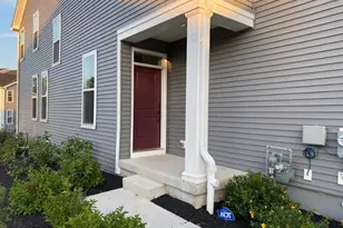 25 Sassafras Ln, Chester Springs, PA 19425 - Photo 2