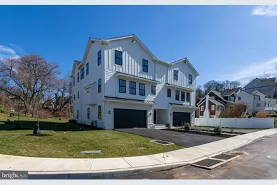 981 Henry Avenue, Wayne, PA 19087 - Photo 2