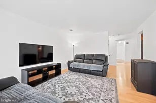 203 Camsten Ct, Chesterbrook, PA 19087 - Photo 12