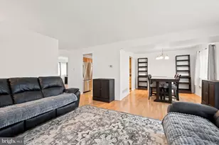 203 Camsten Ct, Chesterbrook, PA 19087 - Photo 10