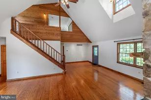 776 Cobb Hill Ln, Pottstown, PA 19465 - Photo 4