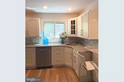 575 W Valley Road, Wayne, PA 19087 - Photo 14