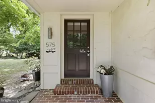 575 W Valley Rd, Wayne, PA 19087 - Photo 6