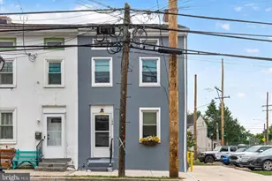 128 E High St, Phoenixville, PA 19460 - Photo 2
