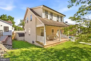 316 W Market St, West Chester, PA 19382 - Photo 2