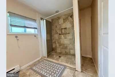 929 W Chestnut Street, Coatesville, PA 19320 - Photo 16