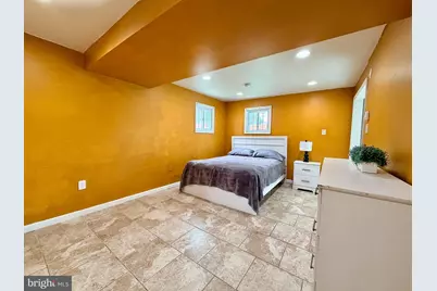 929 W Chestnut Street, Coatesville, PA 19320 - Photo 10
