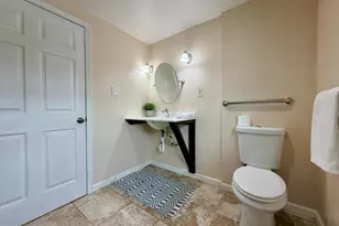 929 W Chestnut St, Coatesville, PA 19320 - Photo 14