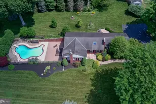 2445 Strasburg Rd, Coatesville, PA 19320 - Photo 10