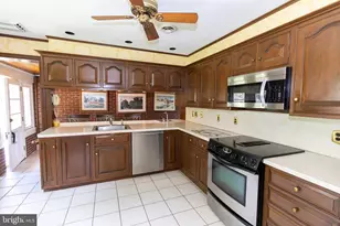 2445 Strasburg Rd, Coatesville, PA 19320 - Photo 20