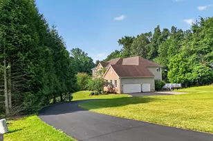 1464 W Stonington, Downingtown, PA 19335 - Photo 10