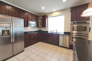 128 Lantana Dr, Kennett Square, PA 19348 - Photo 8