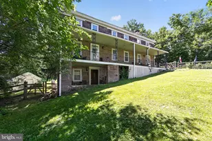 238 Brown St, Spring City, PA 19475 - Photo 4