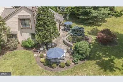 8 Sugar Knoll Drive, Devon, PA 19333 - Photo 1