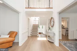 8 Sugar Knoll Dr, Devon, PA 19333 - Photo 2